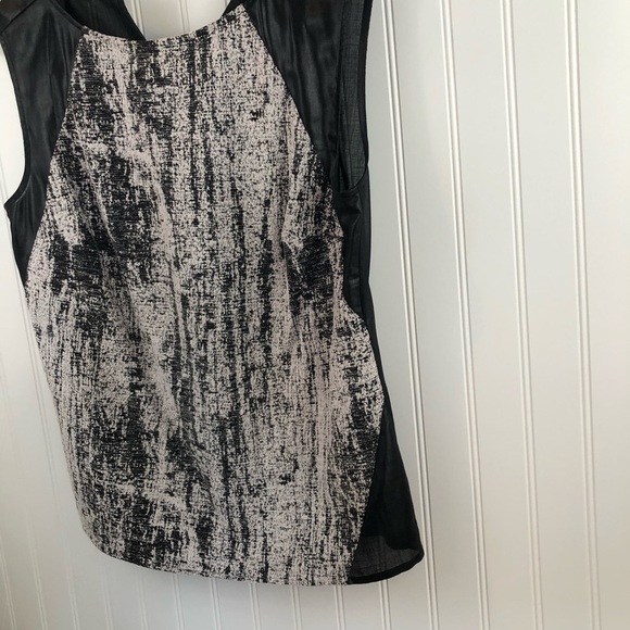 Trouve’ Women’s Mixed Material Sleeveless Top M - Picture 7 of 13